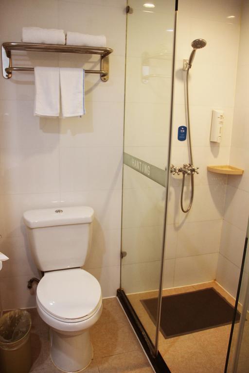 Hanting Express Shanghai Jiading New City 2* Shanghai